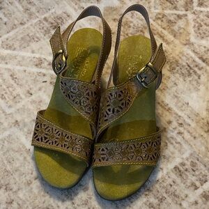 Spring Step L'Artiste Shoes 39 Womens Noreen Sandals Pump Green Leather